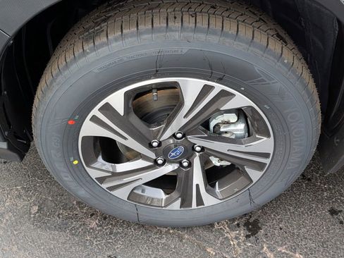 New 2026 Subaru Crosstrek 2.0i Premium AWD/4WD image 18