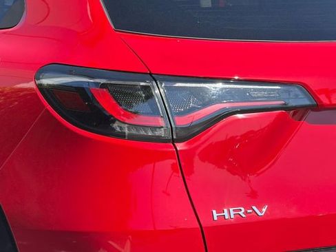 Certified 2024 Honda HR-V EX-L image 35