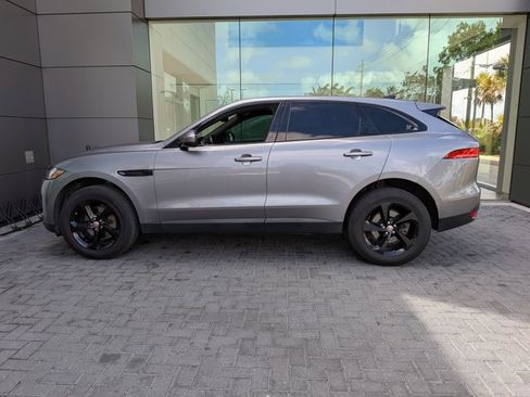 Used 2020 Jaguar F-PACE Premium image 8