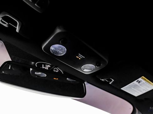 Used 2022 Ford Mustang Shelby GT500 w/ Technology Package image 40