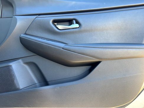 Certified 2024 Nissan Sentra SV image 10