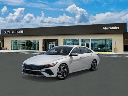 New 2026 Hyundai Elantra Limited w/ Cargo Package