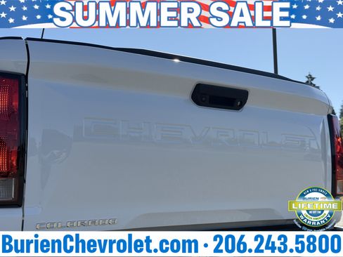 Used 2024 Chevrolet Colorado LT w/ LT Convenience Package II AWD/4WD image 38