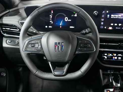 Used 2024 Buick Envista Avenir FWD image 27