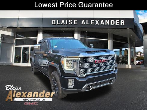Used 2023 GMC Sierra 2500 Denali w/ Denali Black Diamond Edition AWD/4WD image 1
