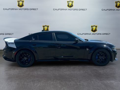 Used 2020 Dodge Charger SRT Hellcat w/ Navigation & Travel Group RWD image 6