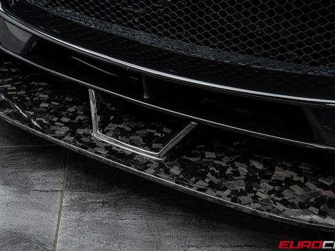 Used 2025 Ferrari Purosangue AWD/4WD image 16