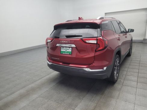 Used 2023 GMC Terrain SLT w/ Tech Package FWD image 9