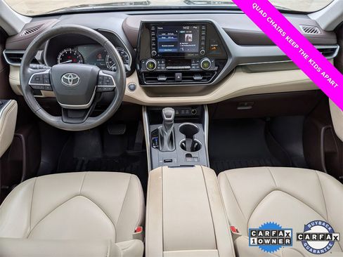 Used 2022 Toyota Highlander XLE image 20