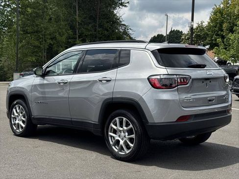 Certified 2023 Jeep Compass Latitude AWD/4WD image 23