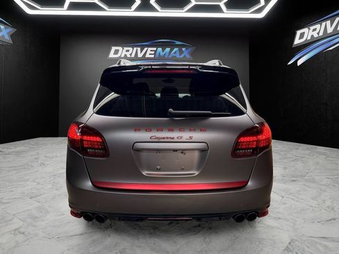 Used 2014 Porsche Cayenne GTS AWD/4WD image 6