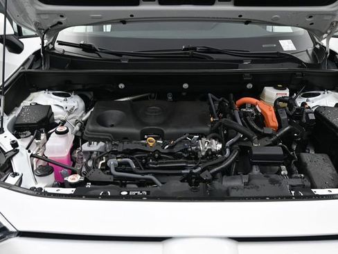 Used 2025 Toyota RAV4 XLE image 24