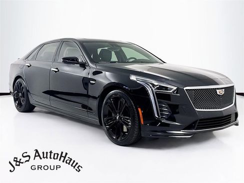 Used 2020 Cadillac CT6 V image 1