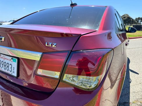 Used 2016 Chevrolet Cruze LTZ w/ Sun, Sound and Sport Package image 10