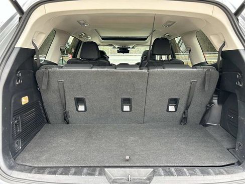 Used 2023 Subaru Ascent Touring image 18