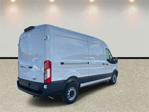 New 2026 Ford Transit 250 148 Medium Roof image 5