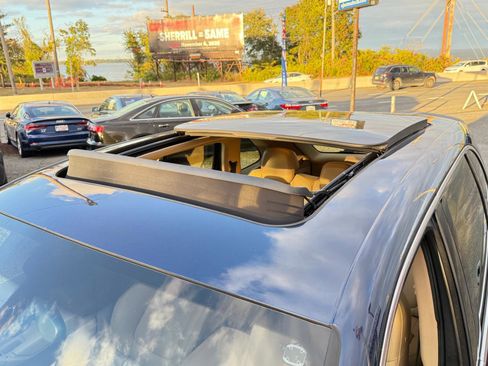 Used 2012 Porsche Cayenne AWD/4WD image 79