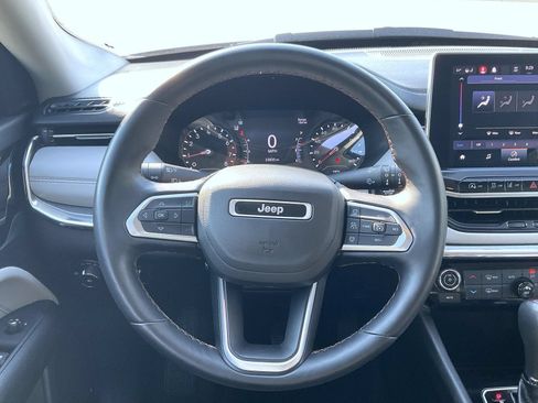 Used 2022 Jeep Compass Limited AWD/4WD image 13
