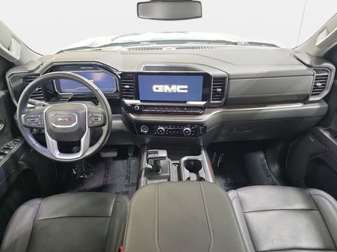 Used 2023 GMC Sierra 1500 SLT w/ SLT Premium Package AWD/4WD image 10