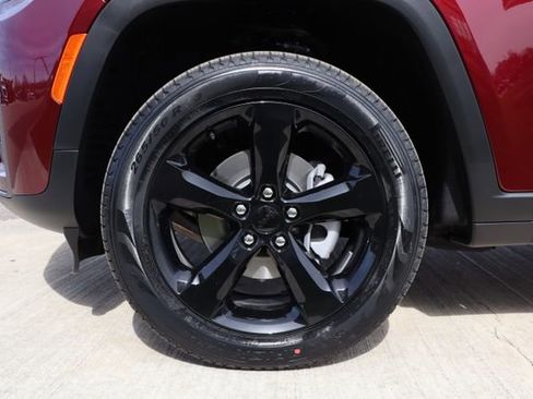 New 2026 Jeep Grand Cherokee Limited AWD/4WD image 26