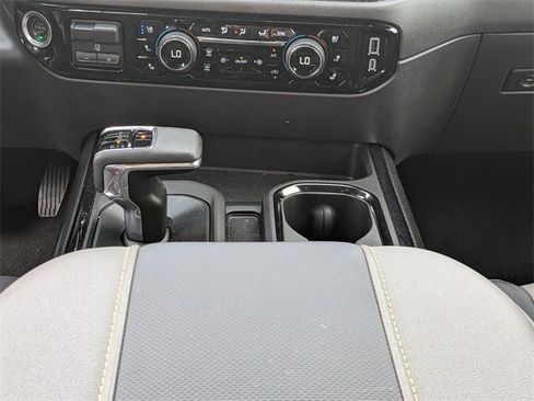 Used 2024 Chevrolet Silverado 1500 ZR2 image 20