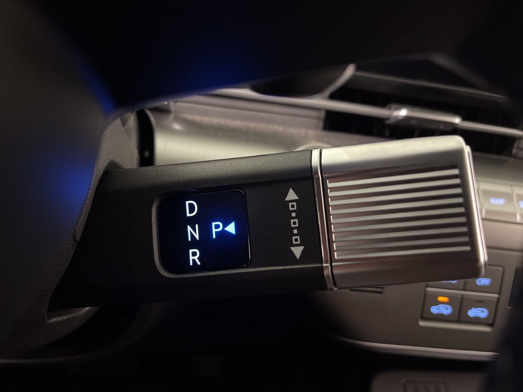 New 2026 Hyundai Kona SEL Premium FWD image 24