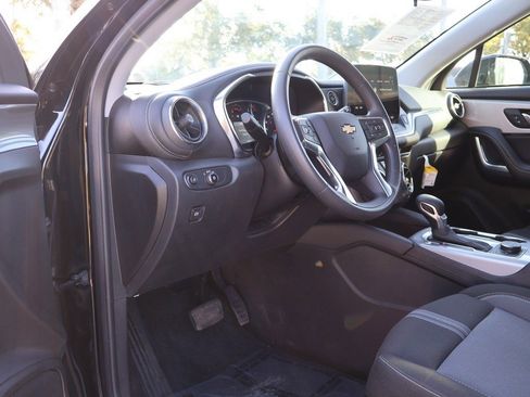 Used 2023 Chevrolet Blazer LT image 24