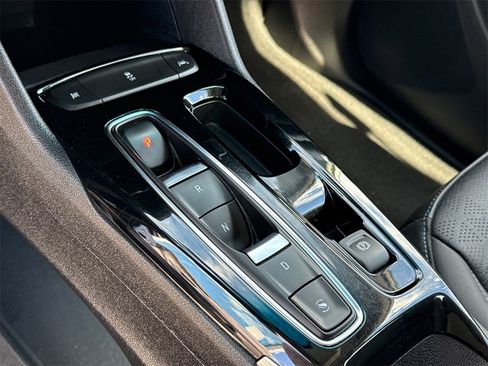 Used 2023 Chevrolet Bolt LT image 26