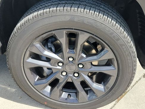 New 2026 Jeep Grand Cherokee Limited image 8