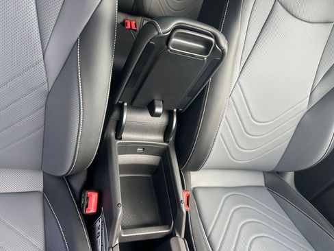 New 2026 Volkswagen Tiguan SE R-Line FWD image 41