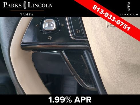 Certified 2025 Lincoln Corsair Reserve FWD image 27