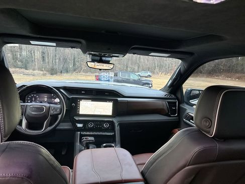 Used 2025 GMC Sierra 1500 Denali Ultimate image 30