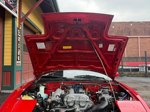 Used 1990 MAZDA MX-5 Miata RWD image 39