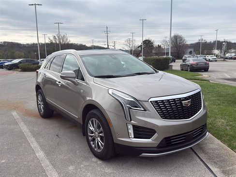 Used 2023 Cadillac XT5 Premium Luxury w/ Technology Package image 13
