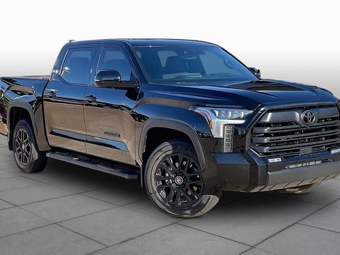 Used 2025 Toyota Tundra Limited AWD/4WD image 4