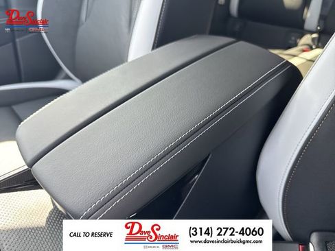 New 2026 Buick Envision Sport Touring AWD/4WD image 21