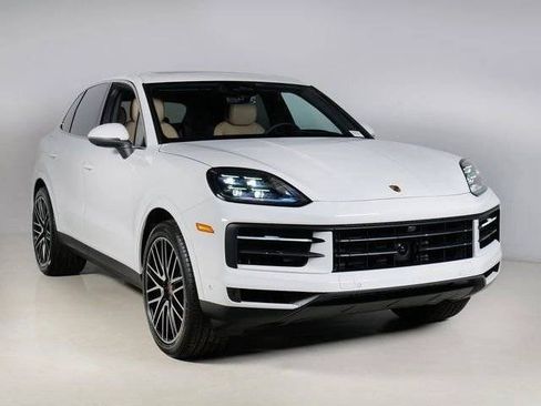 New 2026 Porsche Cayenne AWD/4WD image 7