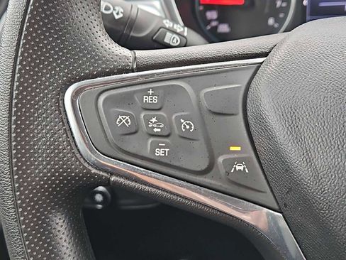 Used 2020 Chevrolet Equinox LT w/ LPO, Floor Liner Package image 38