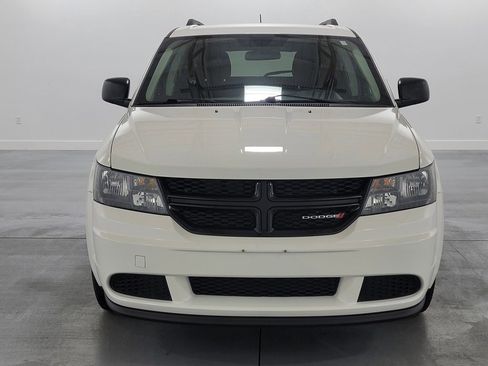 Used 2018 Dodge Journey SE w/ Popular Equipment Group image 3