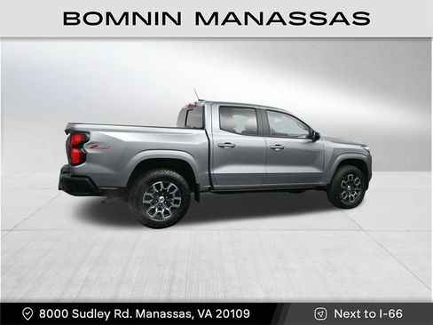 Used 2024 Chevrolet Colorado Z71 w/ Z71 Convenience Package 2 image 5