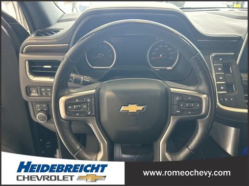 Used 2021 Chevrolet Tahoe Premier w/ Premium Package AWD/4WD image 19