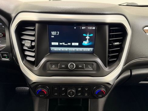 Used 2019 GMC Acadia SLE FWD image 24