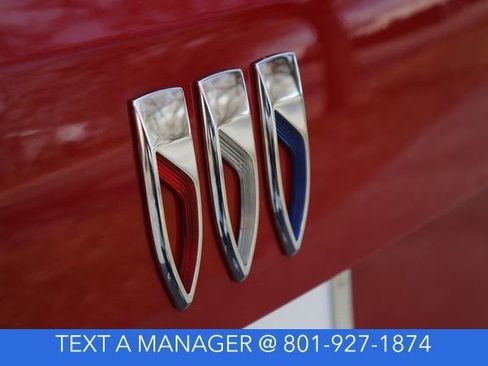 New 2025 Buick Envision Avenir image 8