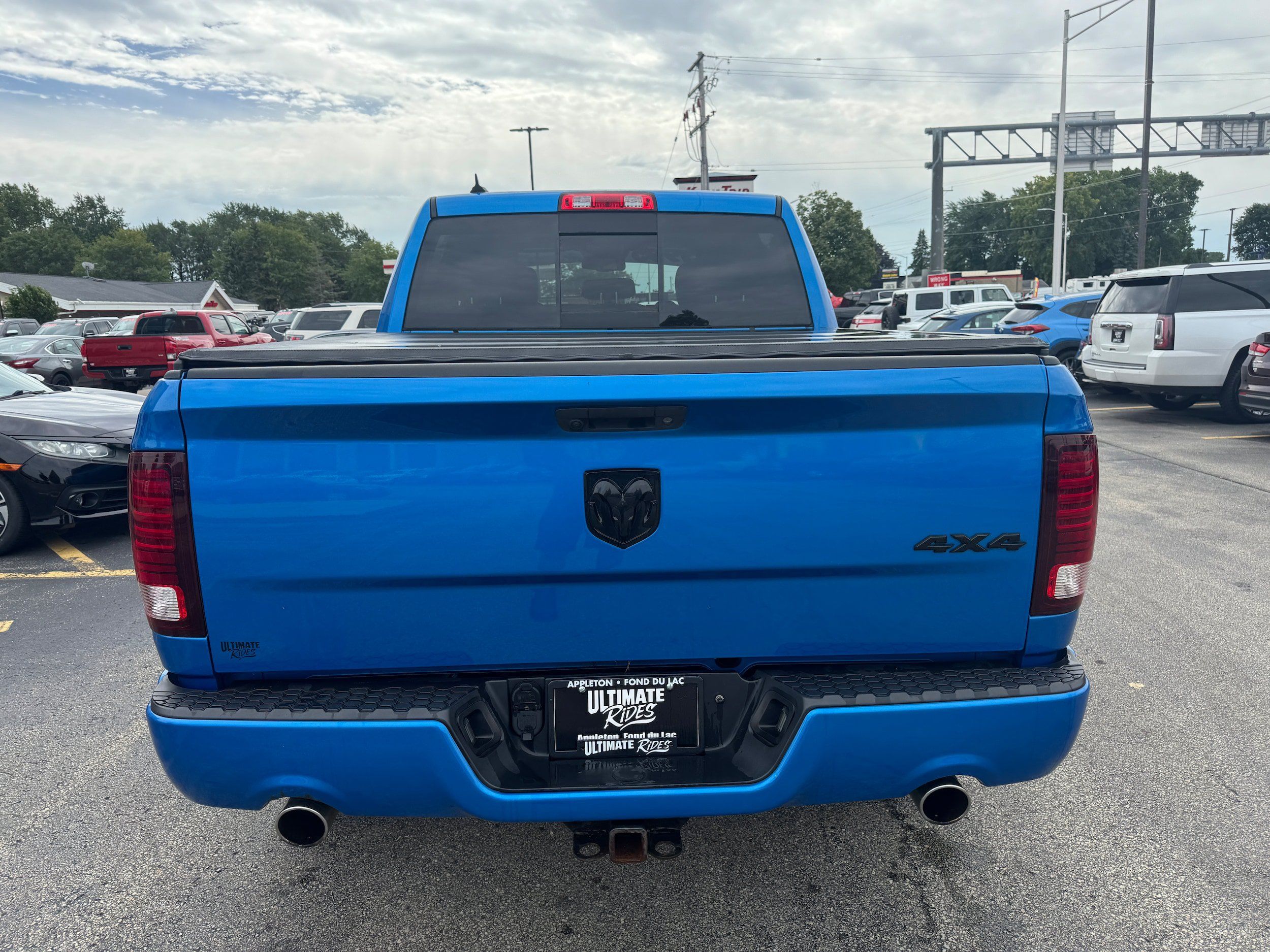 Used 2018 RAM 1500 Sport w/ Hydro Blue Sport Package AWD/4WD image 4