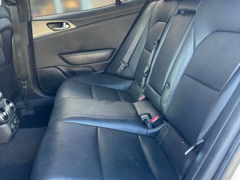 Used 2020 Kia Stinger GT image 16