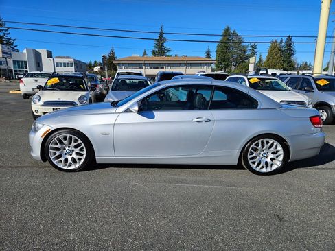 Used 2009 BMW 328i Convertible image 25
