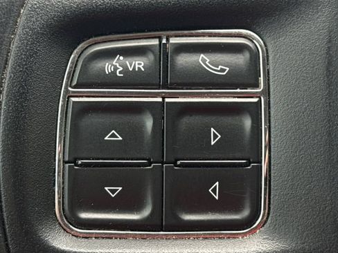 Used 2019 RAM 1500 Classic SLT w/ Luxury Group AWD/4WD image 33
