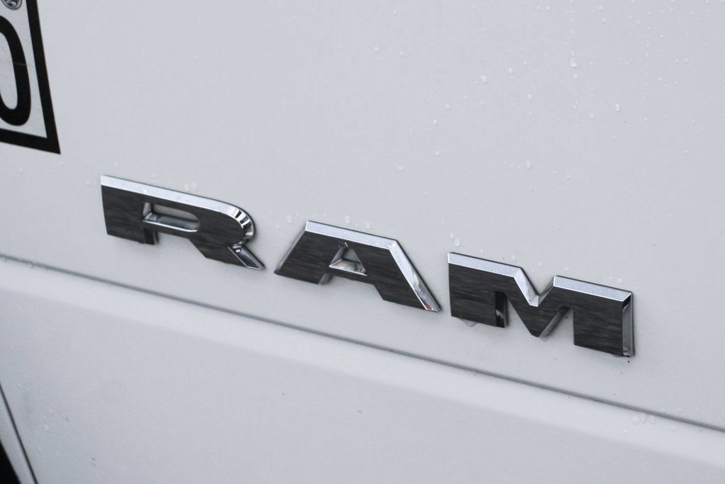 Used 2022 RAM 5500 Tradesman w/ Chrome Appearance Group AWD/4WD image 44