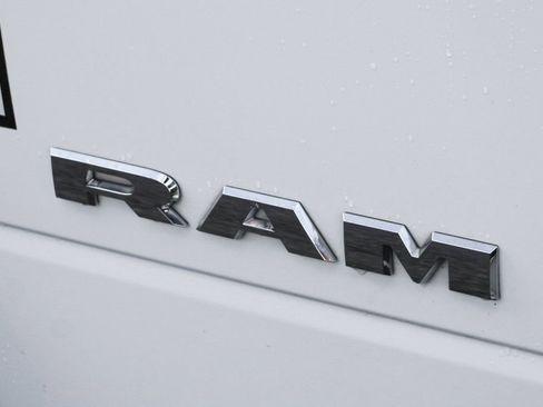 Used 2022 RAM 5500 Tradesman w/ Chrome Appearance Group AWD/4WD image 44