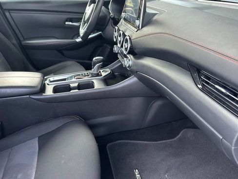 Used 2024 Nissan Sentra SR FWD image 16